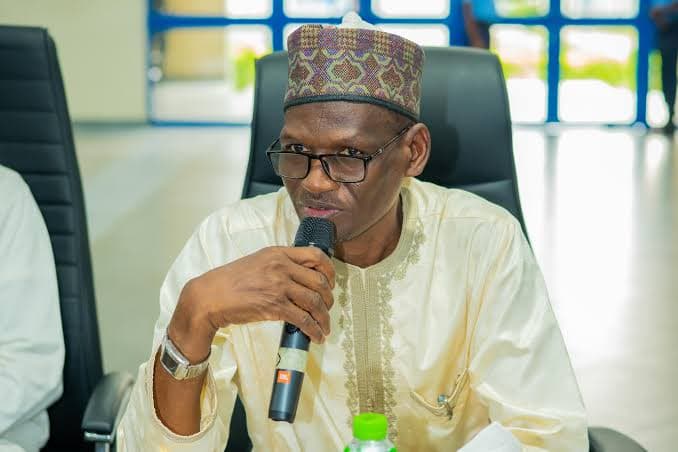 FG moves to harmonise federal government salary workers