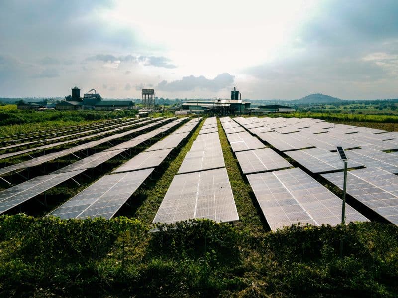 Corporate Powerhouse or Power Utility? Why Your Business Needs a Power-as-a-Service Model
